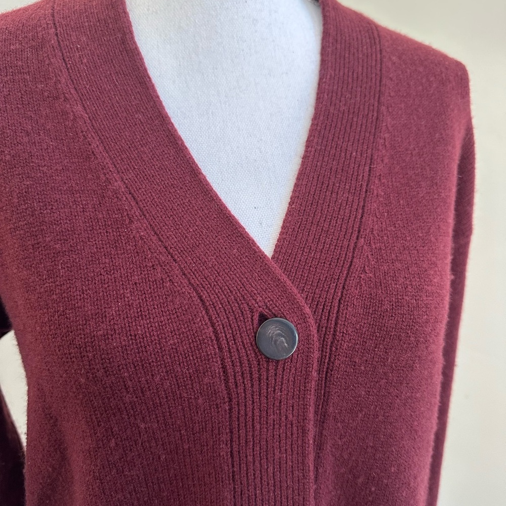 Vince Cashmere Burgundy Cardigan Sweater Medium - Picture 3 of 7